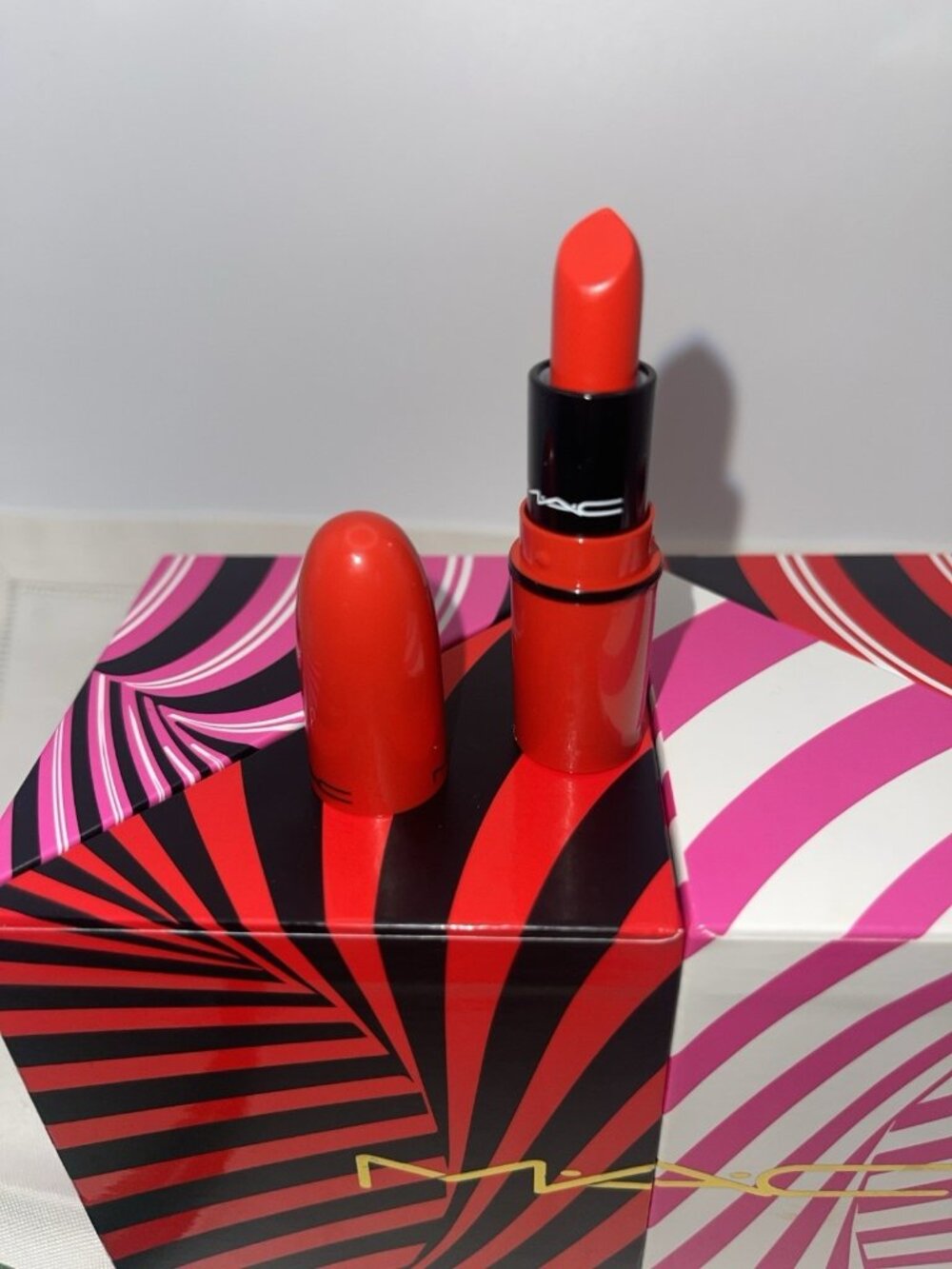 MAC Mini Lipstick Lady Danger Matte A31 Bold Orange Red Travel New NO BOX